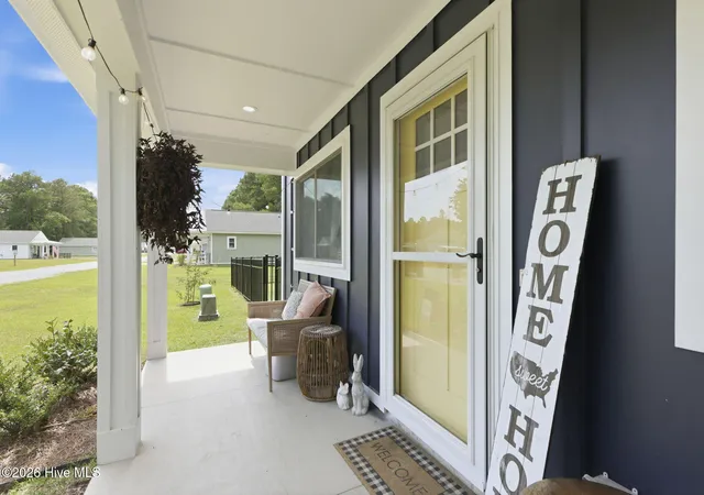 Photo 2 of Single family home for sale at 183 Long Pond Loop, Swansboro, NC 28584 | MLS# 100597681 | Listing updated on 2026-09-12