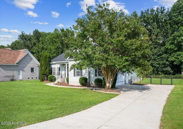 Photo 3 of Single family home for sale at 306 Clemens Dr, Pikeville, NC 27863 | MLS# 100596488 | Listing updated on 2026-09-12