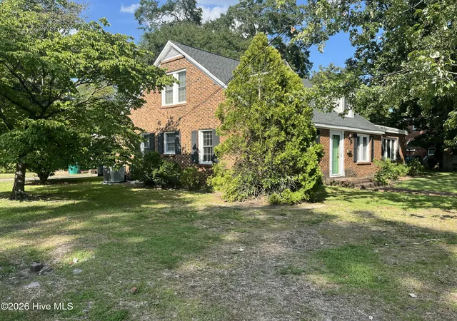 Photo 2 of Single family home for sale at 408 W 20th Street, Lumberton, NC 28358 | MLS# 100558179 | Listing updated on 2026-08-26