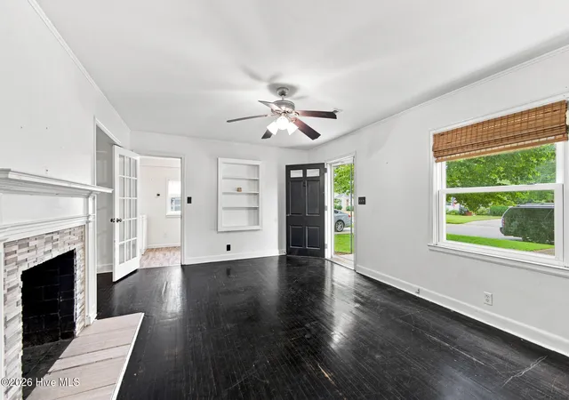 Photo 2 of Single family home for sale at 106 S Griffin St, Elizabeth City, NC 27909 | MLS# 100596181 | Listing updated on 2026-08-21
