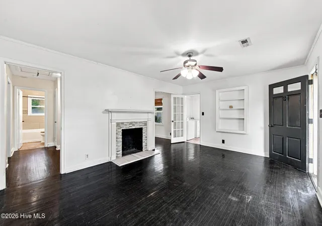 Photo 3 of Single family home for sale at 106 S Griffin St, Elizabeth City, NC 27909 | MLS# 100596181 | Listing updated on 2026-08-21