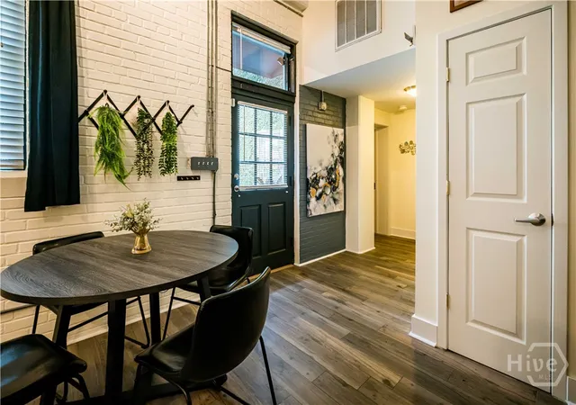 Listing Photo 4 - Condo for sale in building located at 528 Selma St, Savannah, GA 31401 - Unit #B