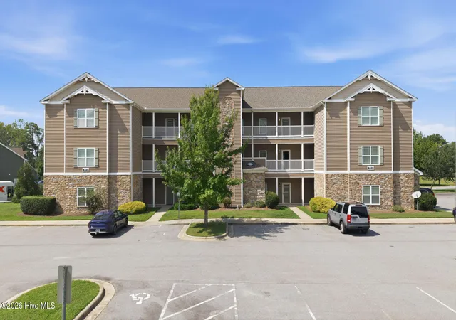 Condo for sale at 4428 Bluebill Dr #3, Greenville, NC 27858 | MLS# 100597152