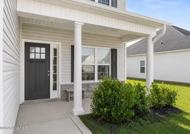 Photo 3 of Single family home for sale at 323 Windmill Light Way, Sneads Ferry, NC 28460 | MLS# 100590287 | Listing updated on 2026-08-19