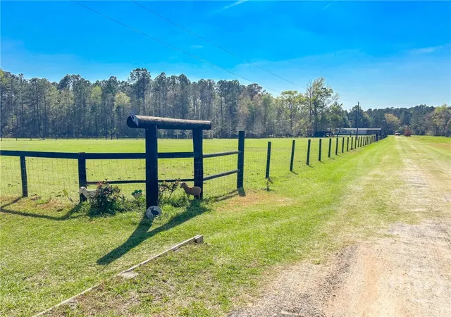 Photo 4 of Manufactured home for sale at 702 Griffin Lake Rd, Guyton, GA 31312 | MLS# SA362869 | Listing updated on 2026-09-09