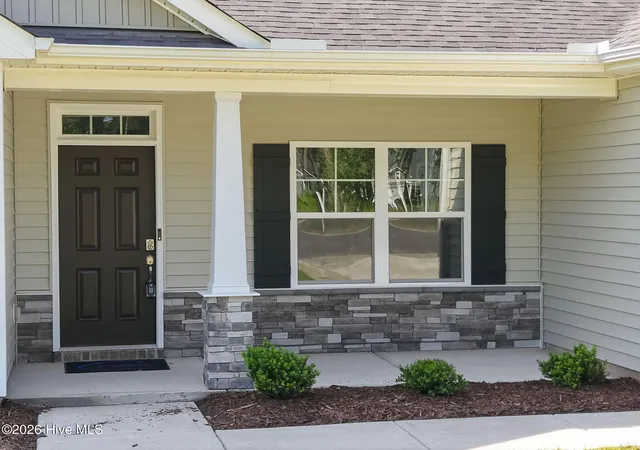 Photo 4 of Single family home for sale at 4206 Tinsley Ct, Ayden, NC 28513 | MLS# 100561514 | Listing updated on 2026-09-16