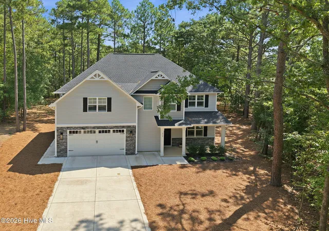 Photo 4 of Single family home for sale at 925 Cardinal Pl, Vass, NC 28394 | MLS# 100598947 | Listing updated on 2026-08-27