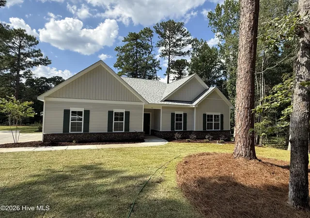 Photo 2 of Single family home for sale at 54 N Shamrock Dr, Jackson Springs, NC 27281 | MLS# 100575325 | Listing updated on 2026-08-21