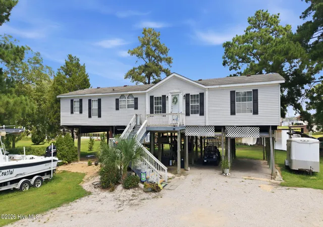 Photo 1 of Manufactured home for sale at 211 D Dr, Chocowinity, NC 27817 | MLS# 100597388 | Listing updated on 2026-09-17