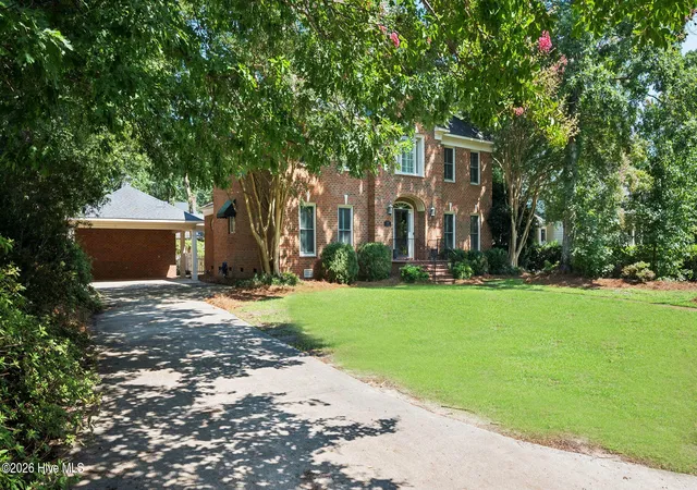 Photo 2 of Single family home for sale at 1313 Largo Rd, Greenville, NC 27858 | MLS# 100597087 | Listing updated on 2026-09-01