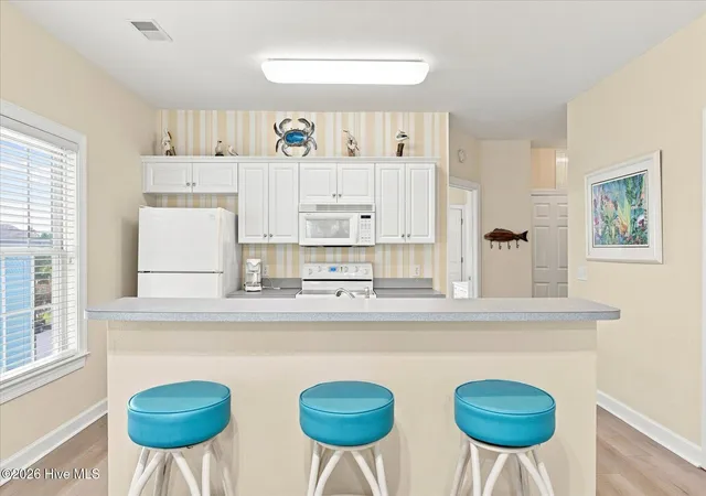Listing Photo 5 - Condo for sale in building located at 139 Avian Dr, Sunset Beach, NC 28468 - Unit #3618