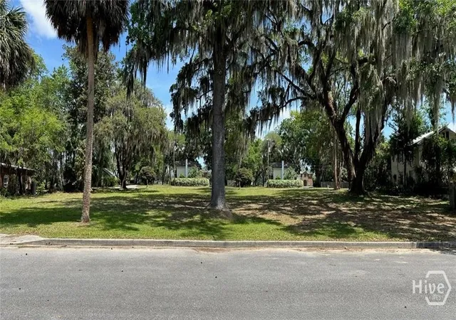 Photo 2 of Land for sale at 215 Battery Cir, Savannah, GA 31410 | MLS# SA351303 | Listing updated on 2026-08-29