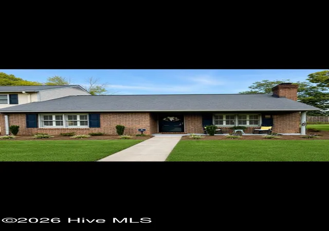 Townhouse for sale at 8 Southwood Dr, Smithfield, NC 27577 | MLS# 100599308
