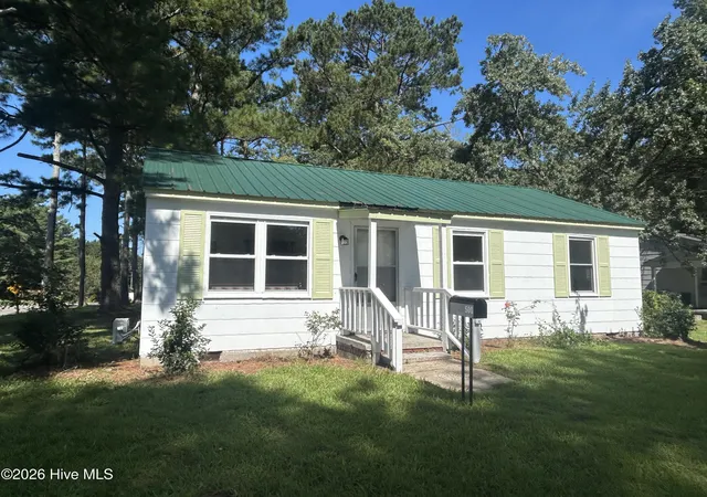 Single family home for sale at 500 House Ave, Scotland Neck, NC 27874 | MLS# 100595295