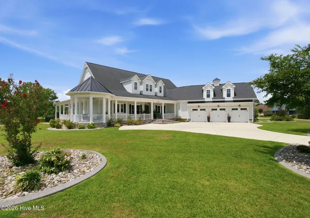 Photo 1 of Single family home for sale at 9207 Oldfield Rd Nw, Calabash, NC 28467 | MLS# 100589160 | Listing updated on 2026-08-23