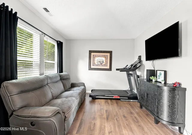 Photo 4 of Single family home for sale at 204 Eagle Crk Rd, Moyock, NC 27958 | MLS# 100591159 | Listing updated on 2026-09-25