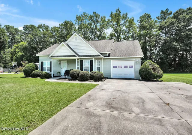 Photo 2 of Single family home for sale at 118 Phillip Mills Dr, Teachey, NC 28464 | MLS# 100594646 | Listing updated on 2026-09-12