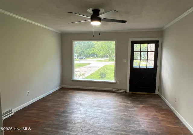 Photo 4 of Single family home for sale at 3533 Middle Sound Loop Rd, Wilmington, NC 28411 | MLS# 100591341 | Listing updated on 2026-09-01