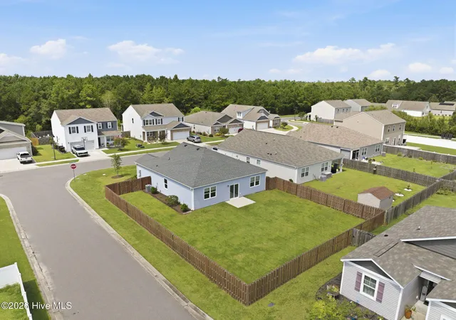 Photo 2 of Single family home for sale at 9086 Saint George Rd, Wilmington, NC 28411 | MLS# 100599432 | Listing updated on 2026-09-17