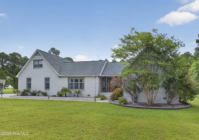 Photo 1 of Single family home for sale at 1520 River Rd Se, Winnabow, NC 28479 | MLS# 100592905 | Listing updated on 2026-09-16