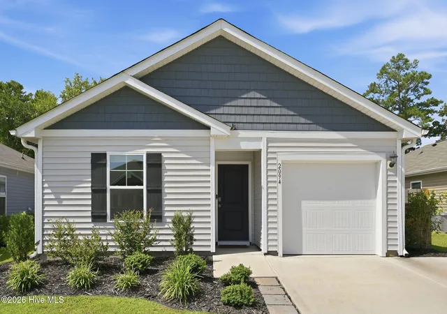 Photo 1 of Single family home for sale at 2094 Course Ln, Surf City, NC 28445 | MLS# 100599222 | Listing updated on 2026-09-05