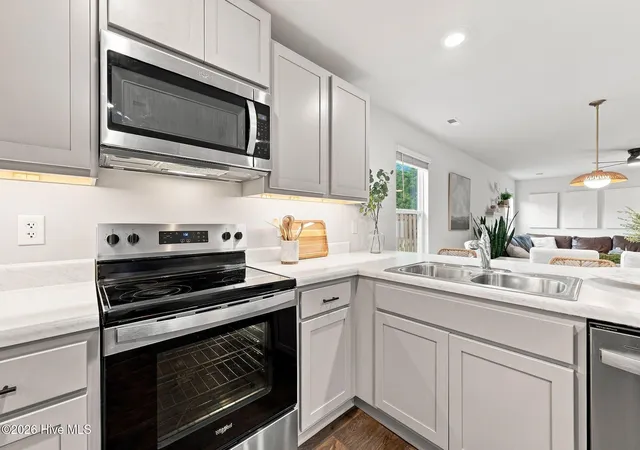 Photo 3 of Single family home for sale at 2094 Course Ln, Surf City, NC 28445 | MLS# 100599222 | Listing updated on 2026-09-05