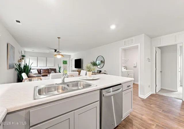 Photo 4 of Single family home for sale at 2094 Course Ln, Surf City, NC 28445 | MLS# 100599222 | Listing updated on 2026-09-05