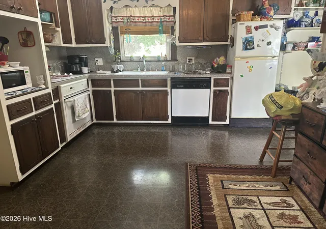 Photo 4 of Single family home for sale at 4646 Windsor Rd, Elm City, NC 27822 | MLS# 100595170 | Listing updated on 2026-08-31