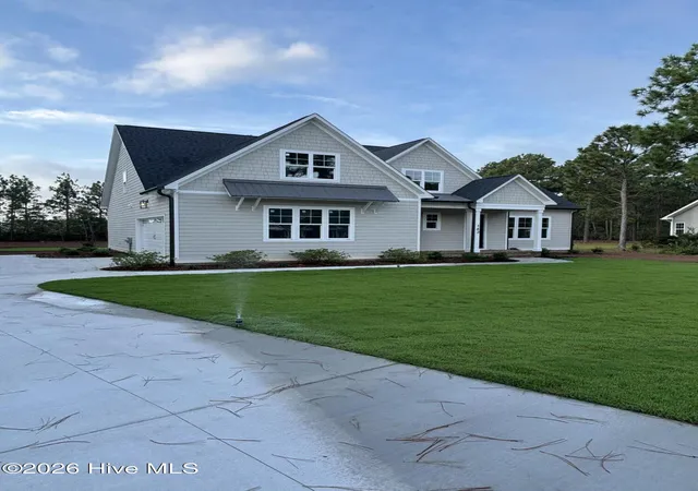 Photo 3 of Single family home for sale at 142 Parkwood Ct, West End, NC 27376 | MLS# 100581499 | Listing updated on 2026-08-27