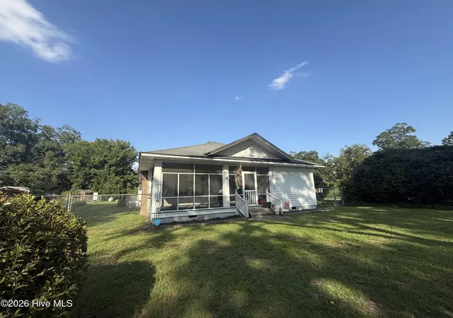 1st image of 136 Maple St, Brunswick, NC 28424 | MLS# 100597566