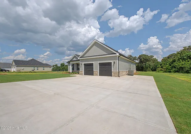 Photo 4 of Single family home for sale at 610 Jet Pass, Beech Island, SC 29842 | MLS# 98257235 | Listing updated on 2026-08-27