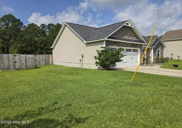 Photo 2 of Single family home for sale at 412 Mccall Dr, Jacksonville, NC 28540 | MLS# 100598617 | Listing updated on 2026-09-19