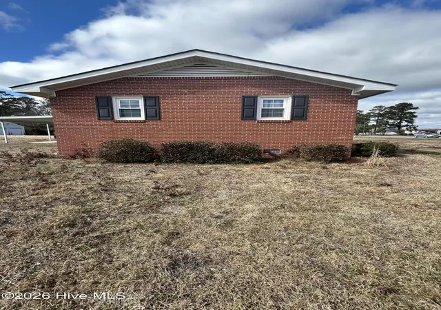Photo 2 of Single family home for sale at 2791 S Nc 41 And 50 Hwy, Chinquapin, NC 28521 | MLS# 100595988 | Listing updated on 2026-08-25