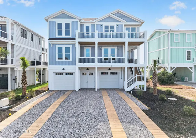 Photo 1 of Single family home for sale at 7 Old Marina Dr, Ocean Isle Beach, NC 28469 | MLS# 100573885 | Listing updated on 2026-09-20