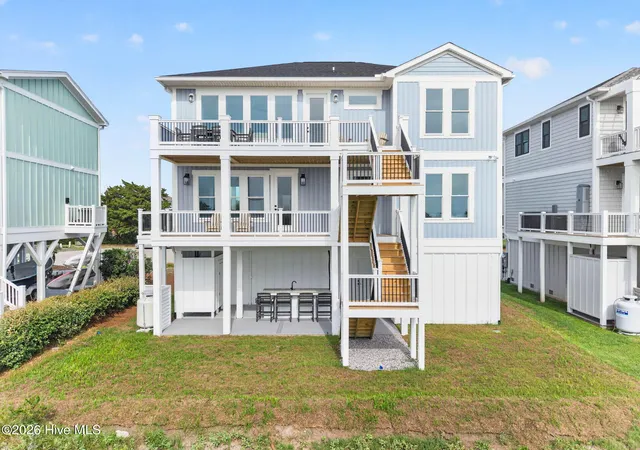Photo 3 of Single family home for sale at 7 Old Marina Dr, Ocean Isle Beach, NC 28469 | MLS# 100573885 | Listing updated on 2026-09-20
