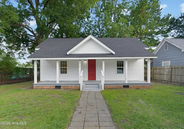 2nd image of 316 E Walter St, Whiteville, NC 28472 | MLS# 100594923