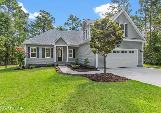Photo 1 of Single family home for sale at 1400 Cottage Ln, Southport, NC 28461 | MLS# 100595507 | Listing updated on 2026-09-18