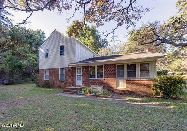 Photo 2 of Single family home for sale at 104 Darsel Ln, Point Harbor, NC 27964 | MLS# 100599469 | Listing updated on 2026-09-30