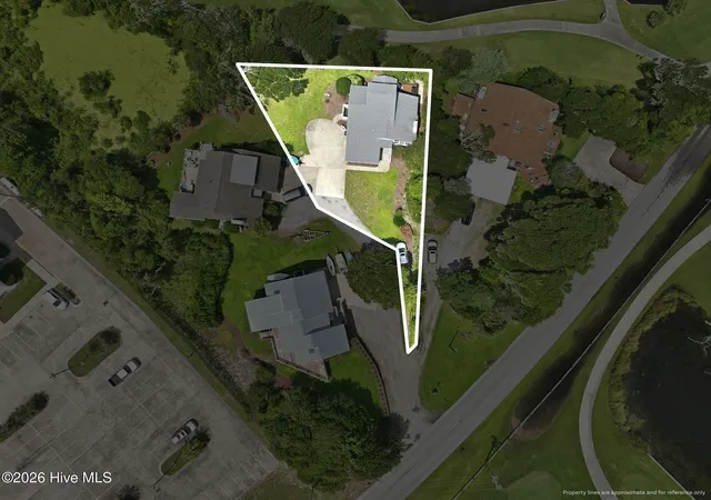 Photo 4 of Single family home for sale at 109 Oakleaf Dr, Pine Knoll Shores, NC 28512 | MLS# 100598267 | Listing updated on 2026-09-05