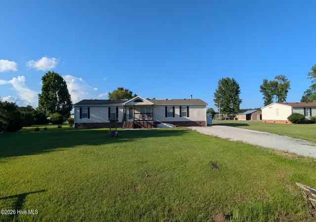 Manufactured home for sale at 106 Paula Ln, New Bern, NC 28562 | MLS# 100594674