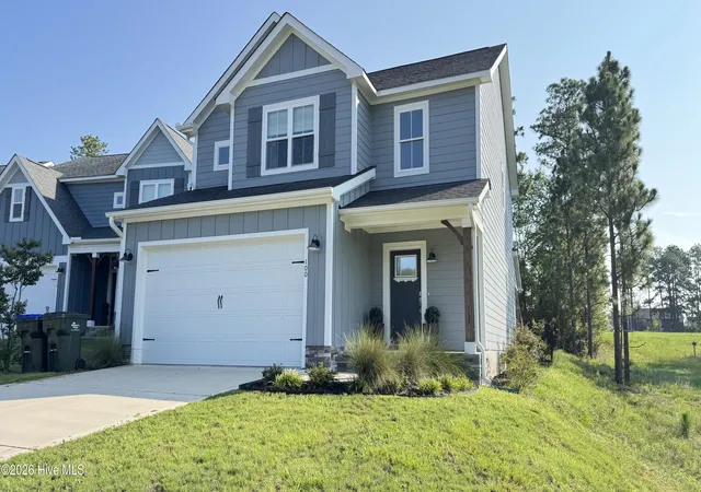 Photo 1 of Single family home for sale at 100 Falkirk Ct, Carthage, NC 28327 | MLS# 100592675 | Listing updated on 2026-08-31