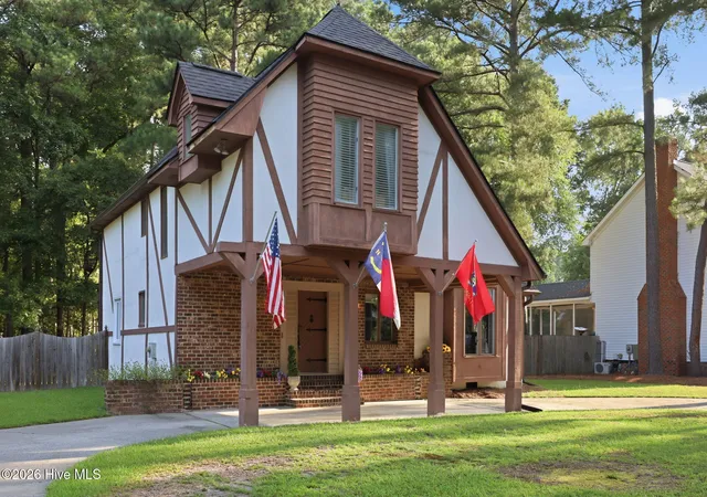 Photo 3 of Single family home for sale at 1407 Rondo Dr, Greenville, NC 27858 | MLS# 100597150 | Listing updated on 2026-09-18