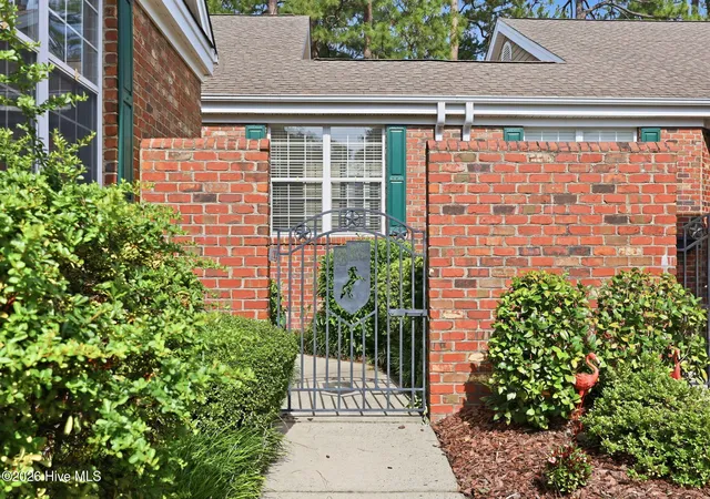Photo 5 of Townhouse for sale at 140 Lighthorse Cir, Aberdeen, NC 28315 | MLS# 100590934 | Listing updated on 2026-09-03