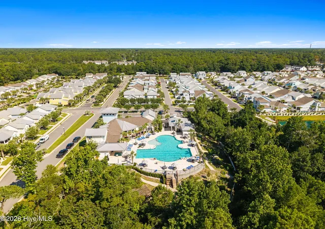 Photo 3 of Single family home for sale at 2113 Manor Parc Dr, Calabash, NC 28467 | MLS# 100595552 | Listing updated on 2026-08-23