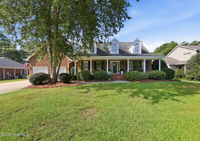 Photo 3 of Single family home for sale at 1611 Sanderling Dr, Morehead City, NC 28557 | MLS# 100596466 | Listing updated on 2026-10-05