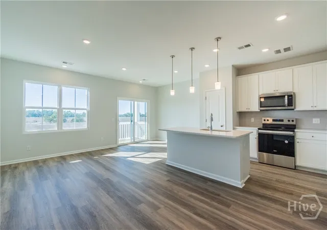 Photo 3 of Townhouse for sale at 24 Hidden Pointe Dr, Savannah, GA 31419 | MLS# SA362731 | Listing updated on 2026-09-19