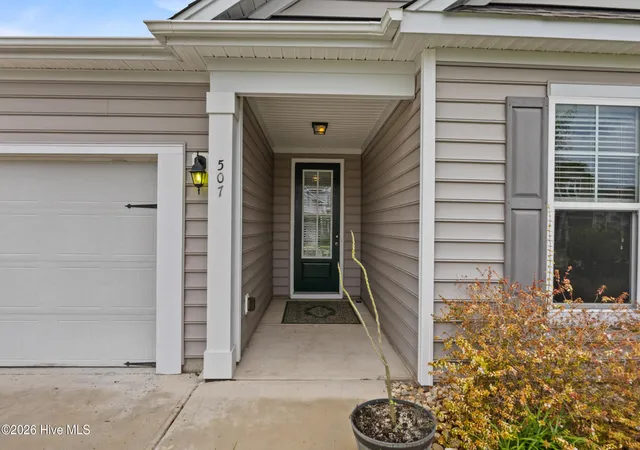 Photo 4 of Single family home for sale at 507 Steele Loop, Wilmington, NC 28411 | MLS# 100593955 | Listing updated on 2026-08-23