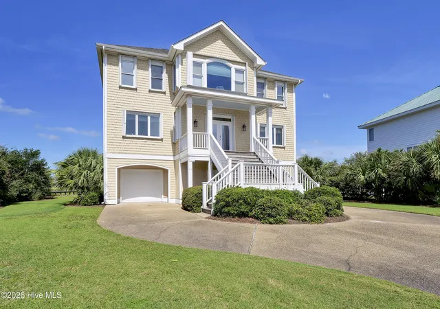 Photo 2 of Single family home for sale at 2515 N Lumina Ave, Wrightsville Beach, NC 28480 | MLS# 100595487 | Listing updated on 2026-10-05