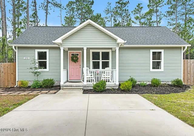 Photo 1 of Single family home for sale at 293 Cherry Rd, Southport, NC 28461 | MLS# 100591372 | Listing updated on 2026-09-10