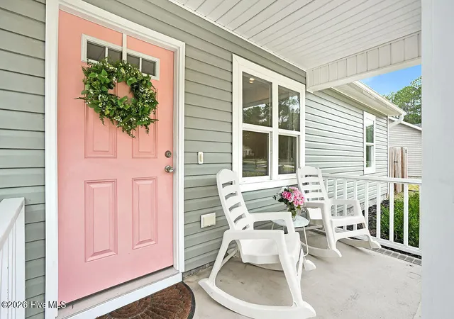 Photo 3 of Single family home for sale at 293 Cherry Rd, Southport, NC 28461 | MLS# 100591372 | Listing updated on 2026-09-10